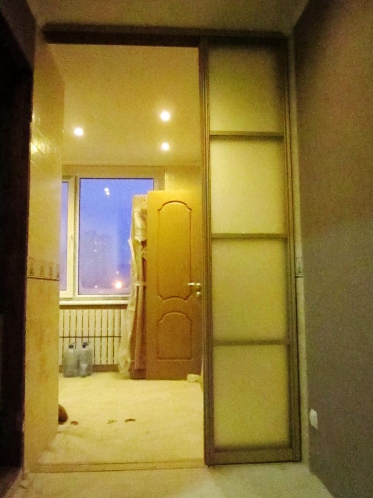 Раздвижные двери на кухню